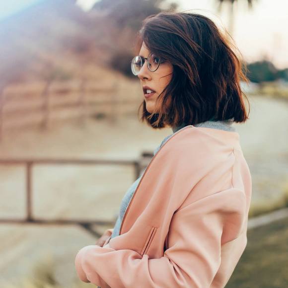 Meet your Posher, Samara - Picture 1 of 1